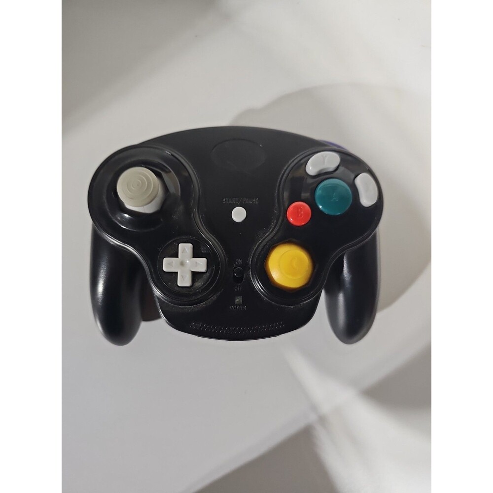 Classic Wireless Game Controller  offbrand black Wavebird For Gamecube No dongle